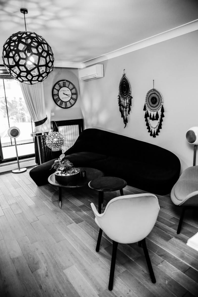 Seating area